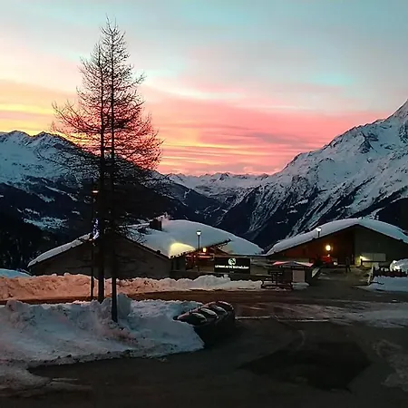 Hotel Chalet-hôtel Matsuzaka - Hotel-chalet De Tradition 4*